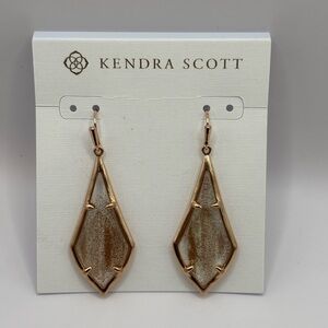 Kendra Scott Gold Linear Olivia Earrings